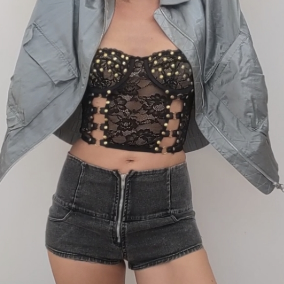 Nwot SAMPLE cut out sample studded corset bustier 34b - Picture 2 of 7